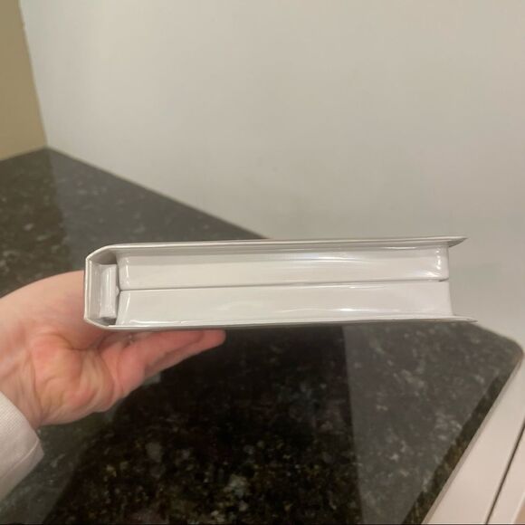 VHS 📼 Walt Disney’s Cinderella II: Dreams Come True - Picture 2 of 8